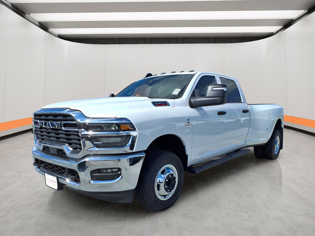 New 2026 RAM 3500 Tradesman AWD/4WD image 3