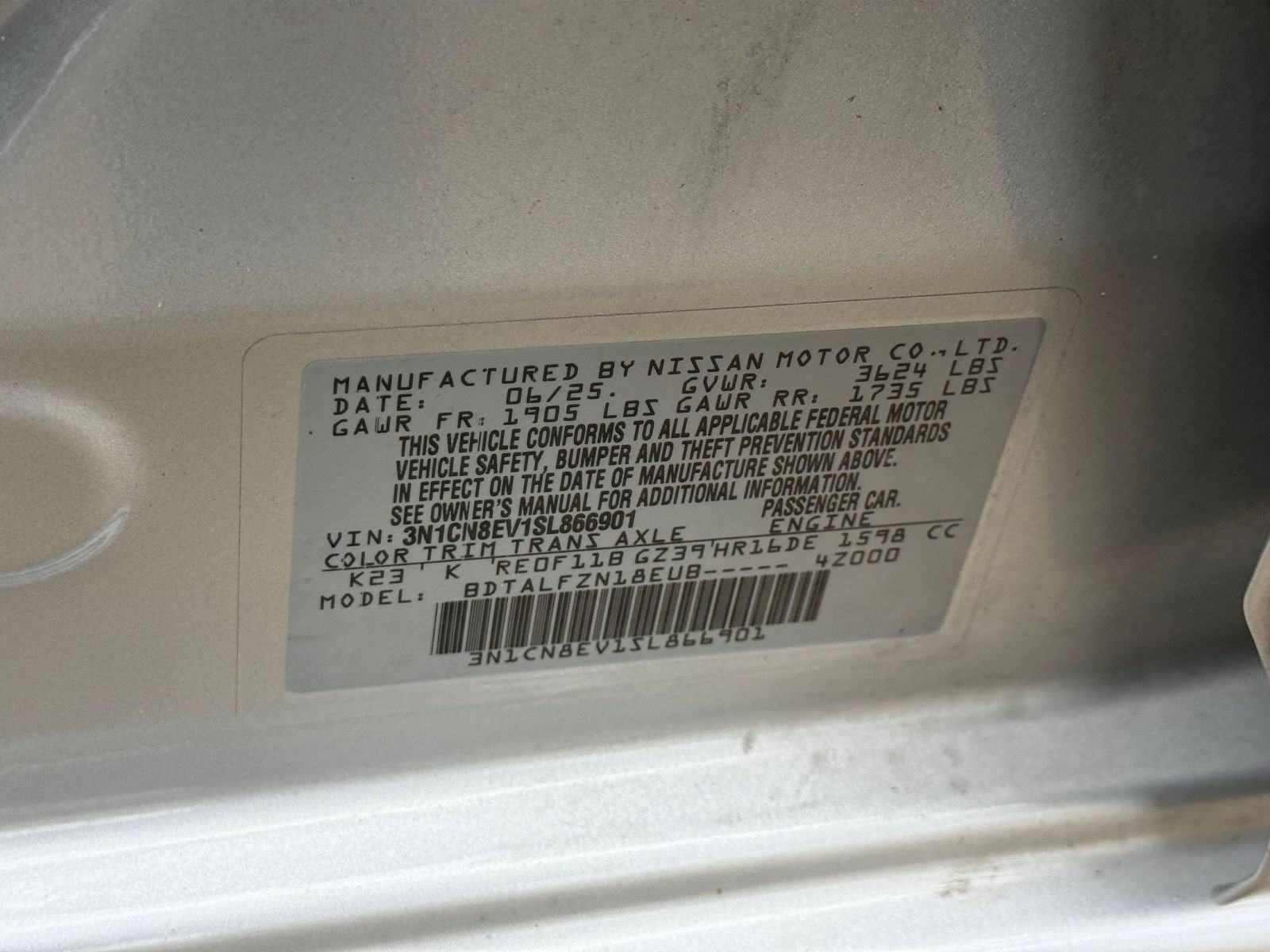 Used 2025 Nissan Versa SV FWD image 24