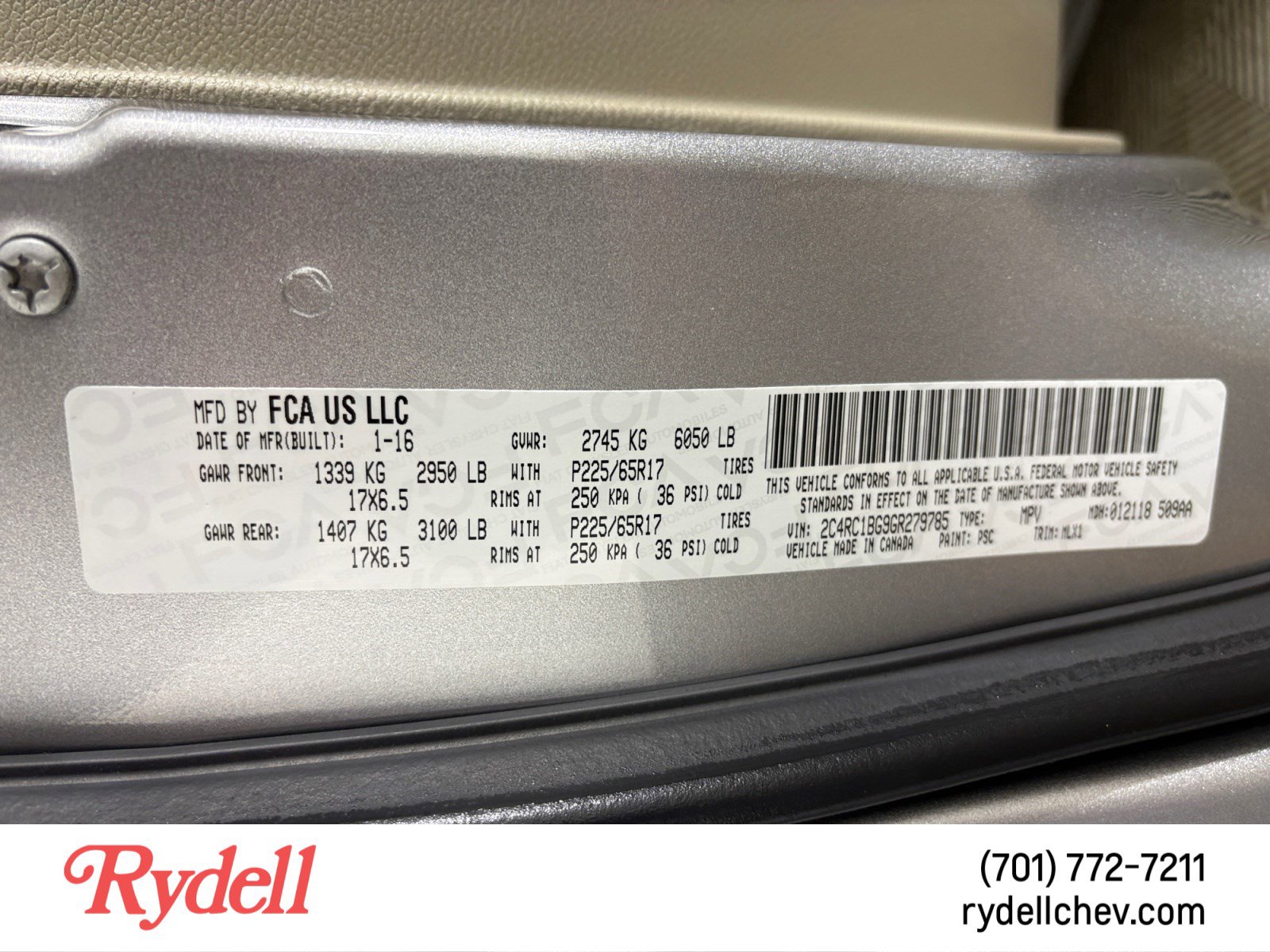 Used 2016 Chrysler Town & Country Touring image 23