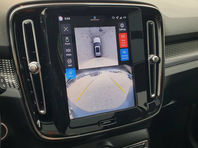 Certified 2026 Volvo XC40 B5 Ultra w/ Climate Package AWD/4WD image 22
