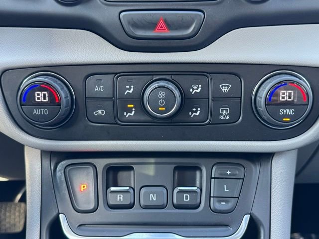 Used 2020 GMC Terrain SLT w/ Preferred Package image 13