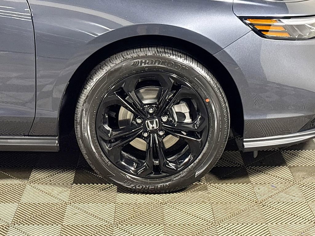 New 2025 Honda Accord SE image 24