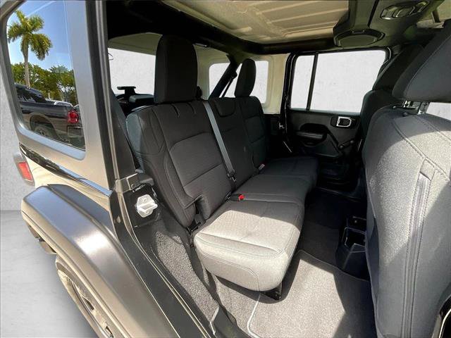 Used 2021 Jeep Wrangler Unlimited Sport AWD/4WD image 28