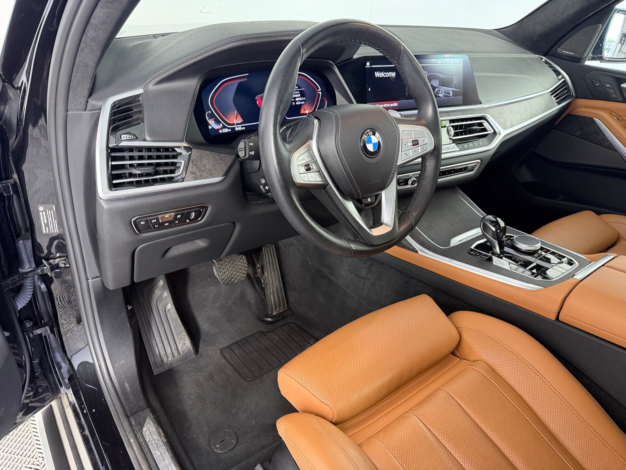 Used 2021 BMW X7 xDrive40i w/ Premium Package AWD/4WD image 4