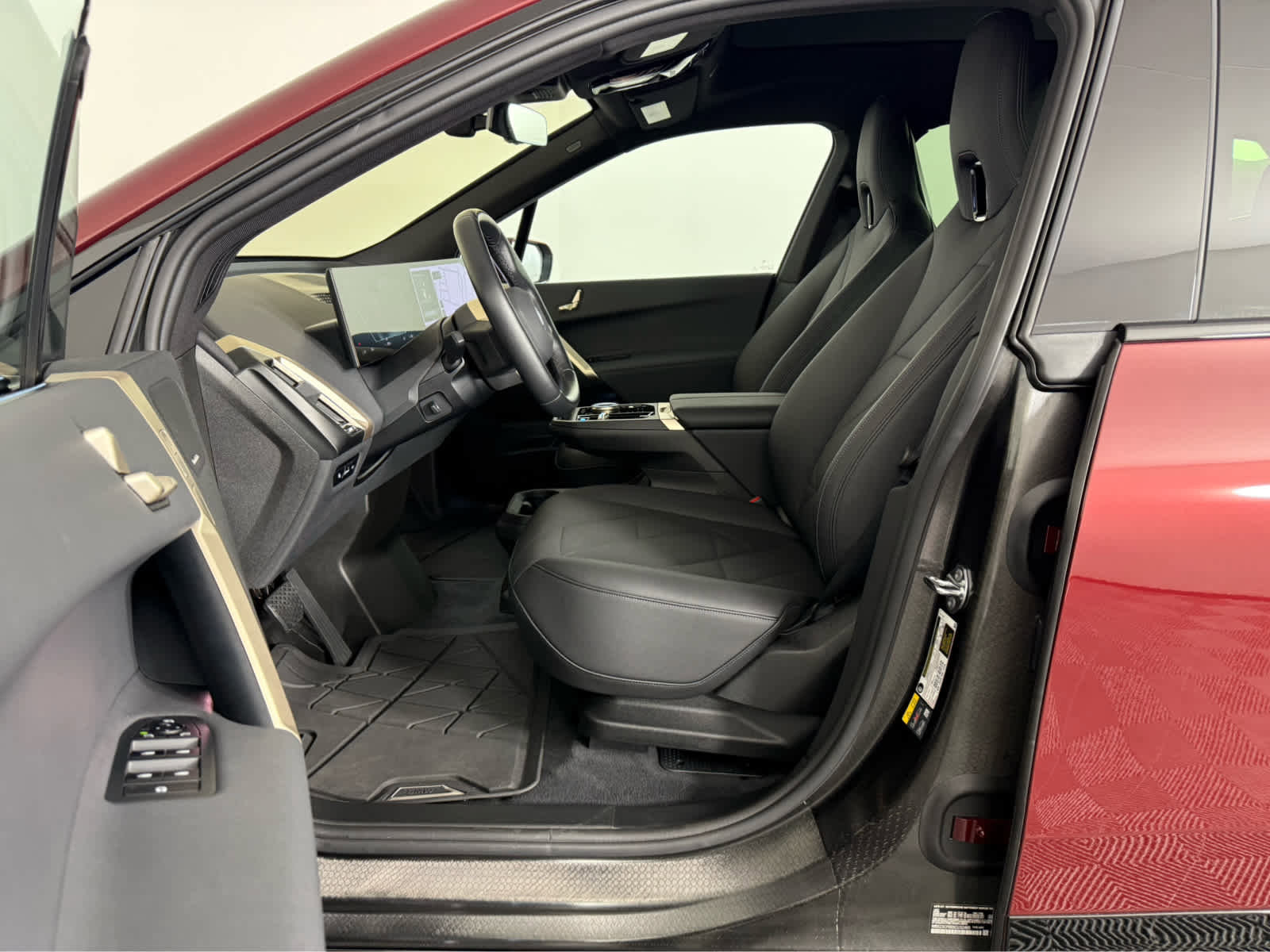 Certified 2025 BMW iX xDrive50 image 10