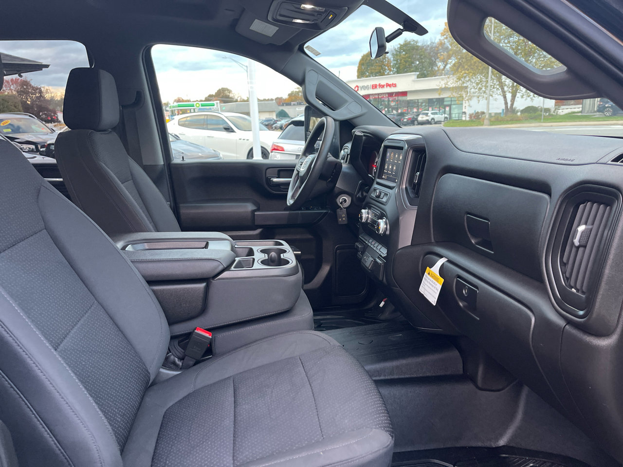 Used 2022 GMC Sierra 3500 Pro w/ Convenience Package image 32