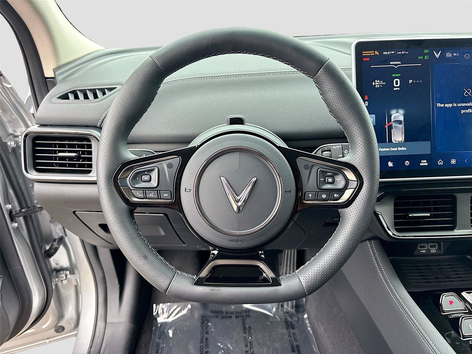 New 2025 VinFast VF 8 Eco AWD/4WD image 11