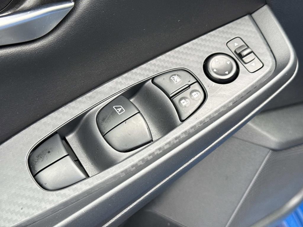 Used 2025 Nissan Sentra SV w/ All-Weather Package FWD image 17
