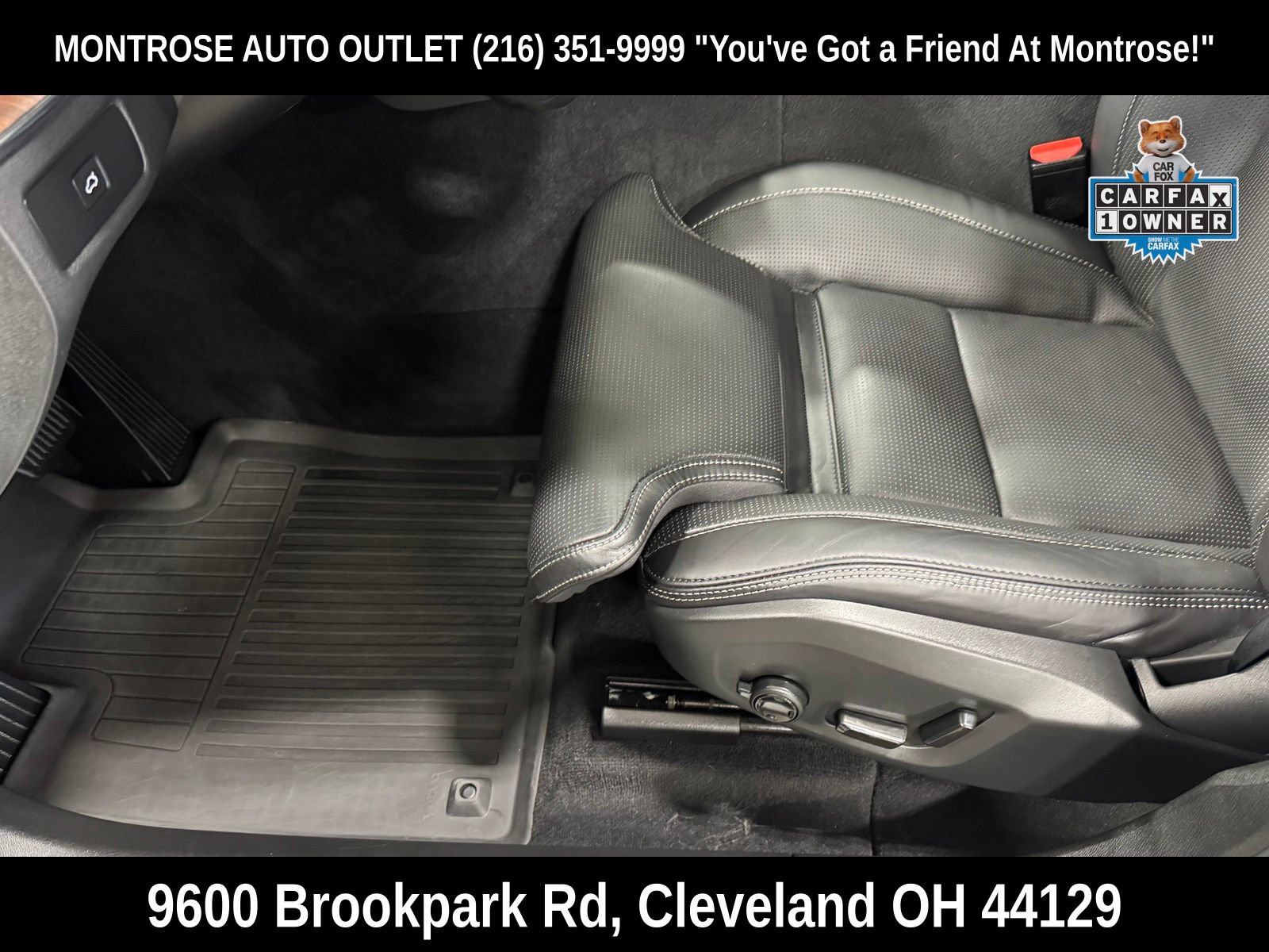 Certified 2023 Volvo XC60 B5 Ultimate w/ Climate Package AWD/4WD image 15