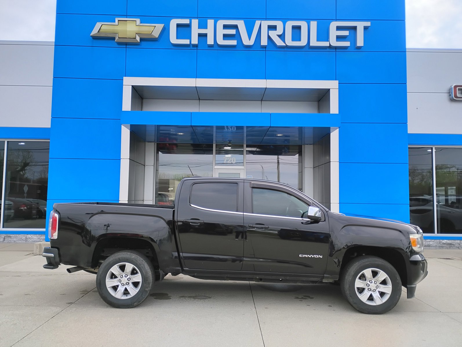 Used 2015 GMC Canyon SLE w/ SLE Convenience Package RWD image 30