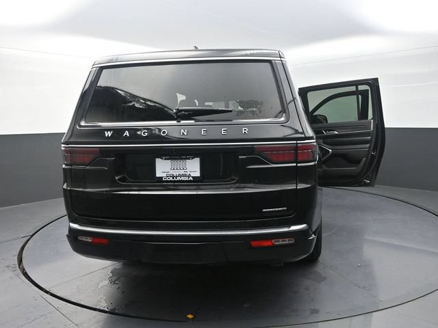 Used 2024 Jeep Wagoneer L Series II w/ Flexible Seating Group AWD/4WD image 37