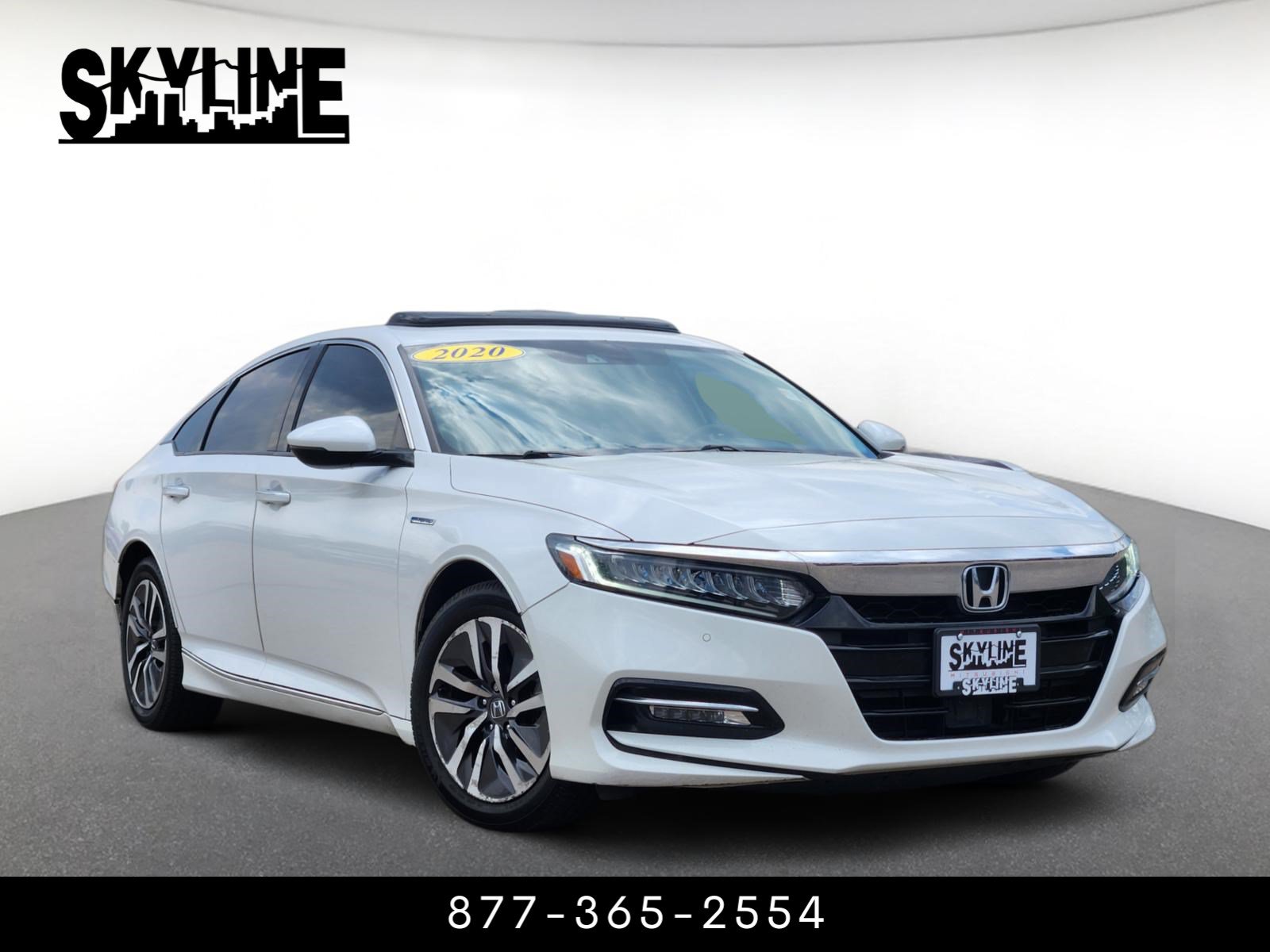 Used 2020 Honda Accord Touring image 1