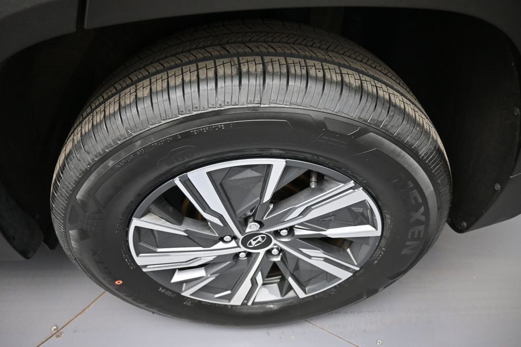 Used 2023 Hyundai Tucson Blue AWD/4WD image 15