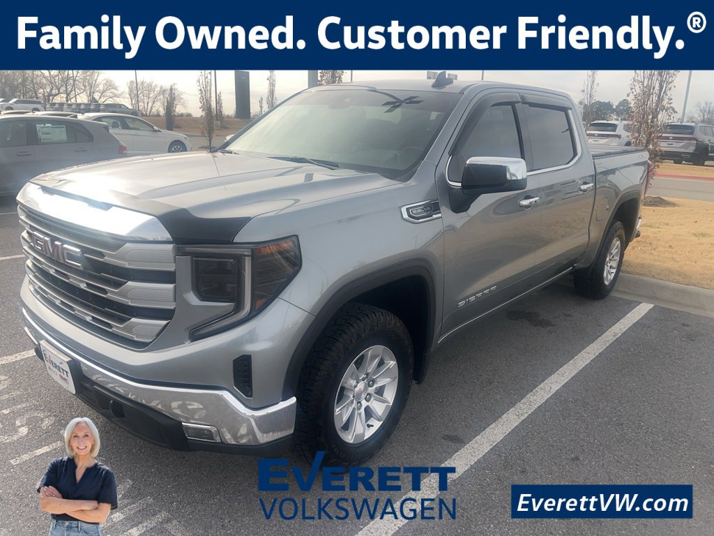Used 2024 GMC Sierra 1500 SLE image 1
