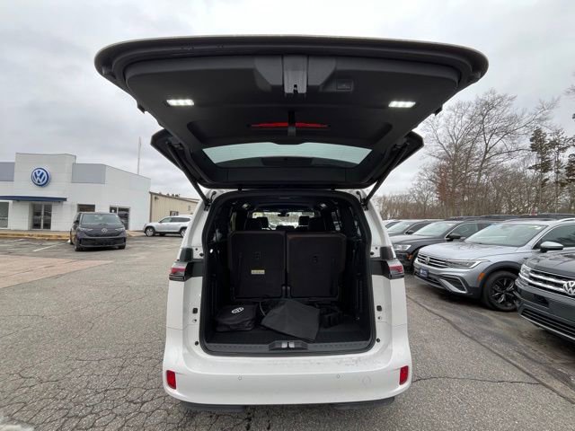 Certified 2025 Volkswagen ID. Buzz Pro S image 18