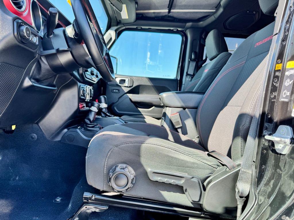Used 2021 Jeep Wrangler Unlimited Rubicon AWD/4WD image 17