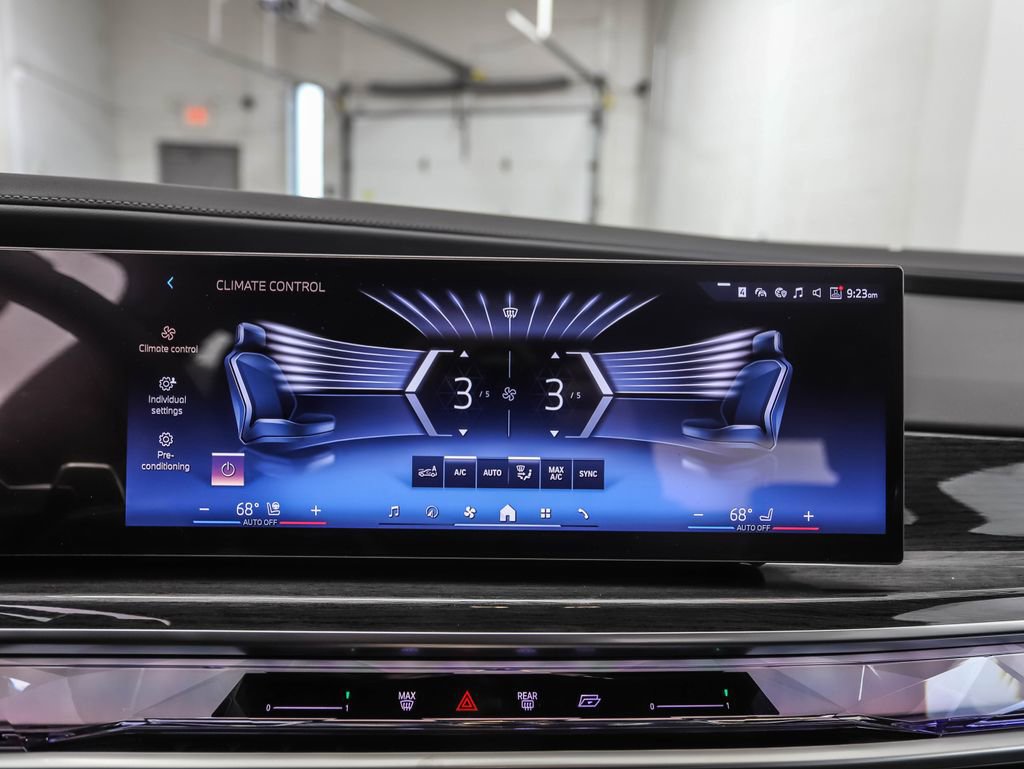 Used 2026 BMW 750e xDrive 750e xDrive w/ Executive Package image 18