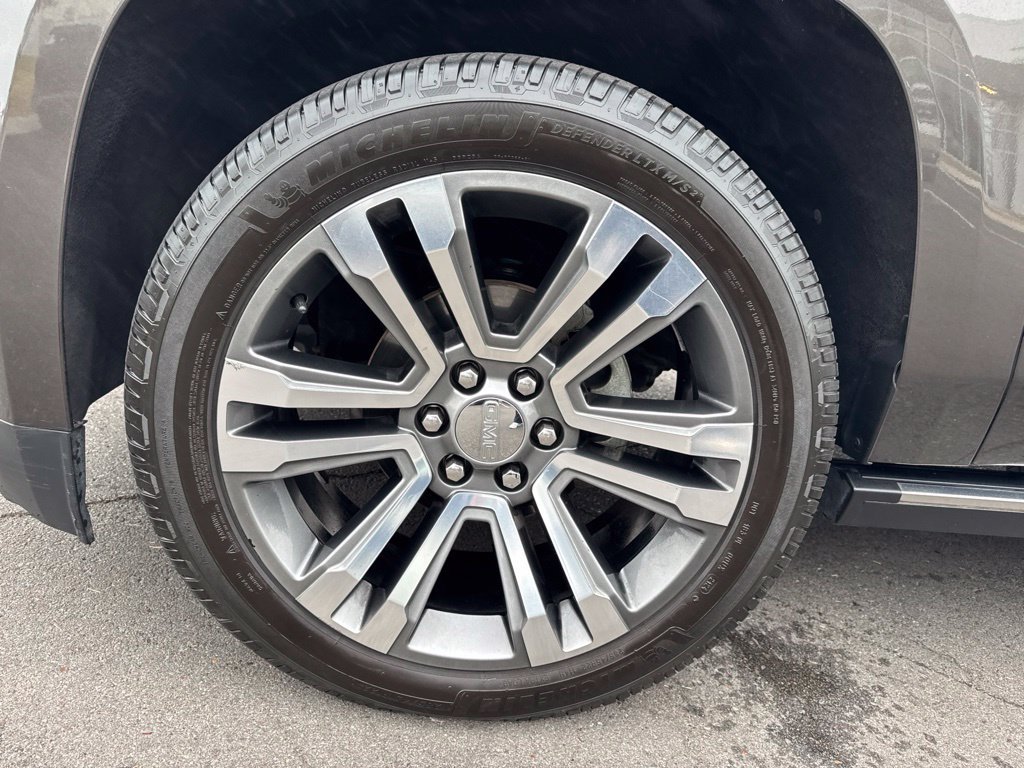 Used 2019 GMC Yukon XL Denali w/ Denali Ultimate Package RWD image 29