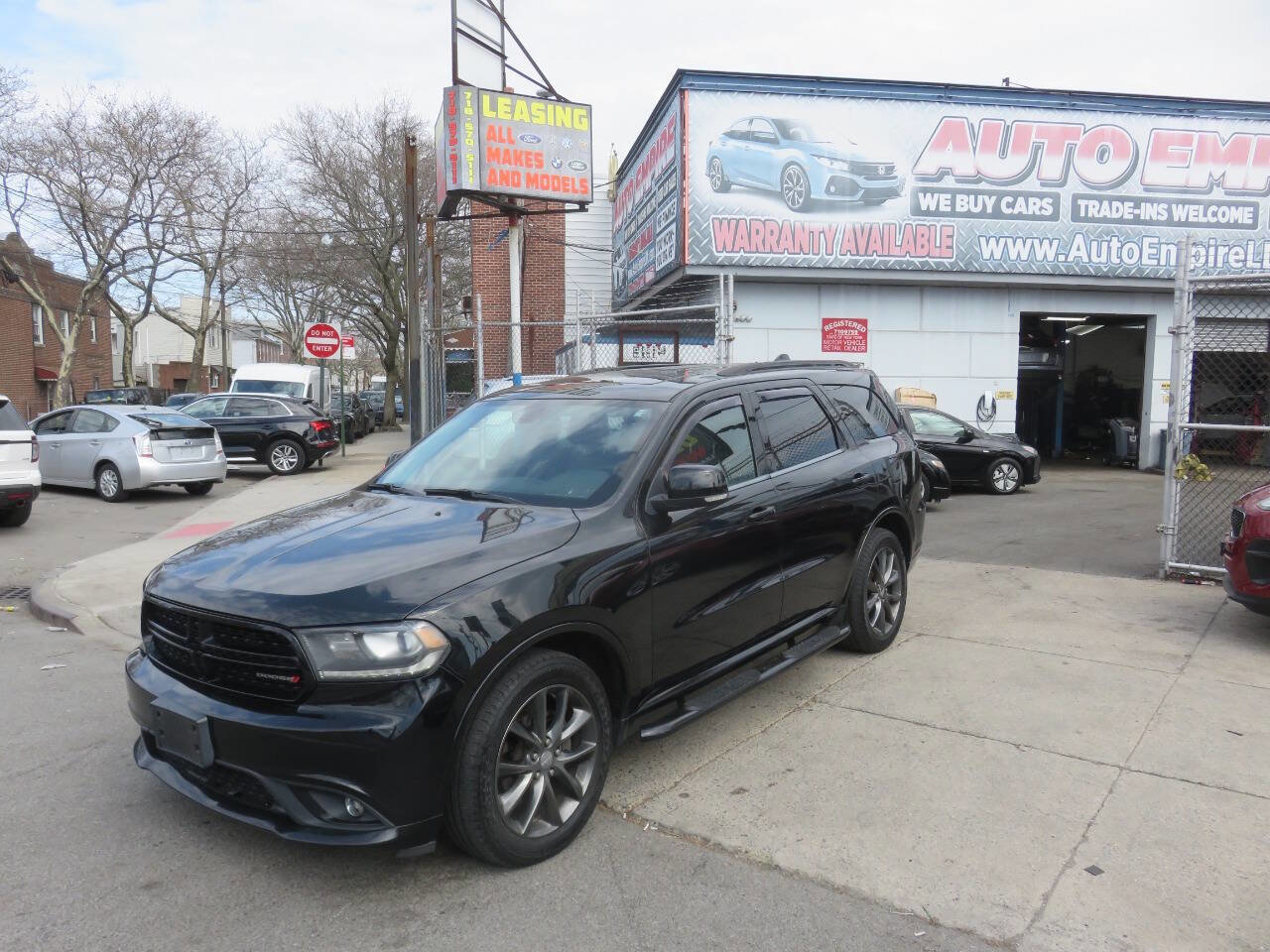 Used 2017 Dodge Durango GT w/ Premium Group AWD/4WD image 2