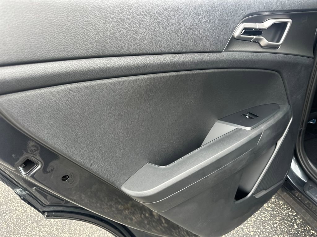 New 2026 Kia Sportage S image 14