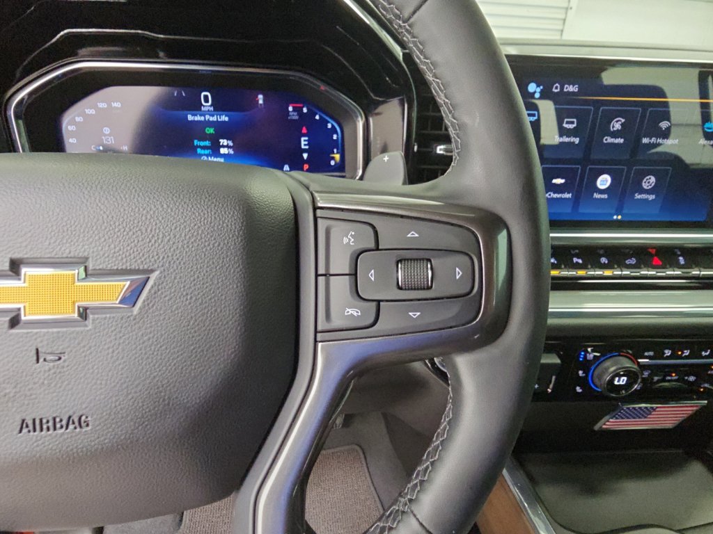 Used 2023 Chevrolet Silverado 1500 High Country RWD image 28