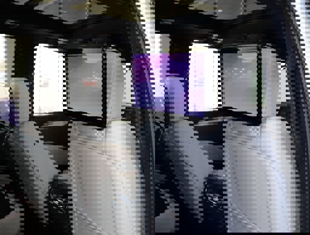 New 2026 Cadillac Escalade Platinum Luxury w/ LPO, Floor Liner Package image 43