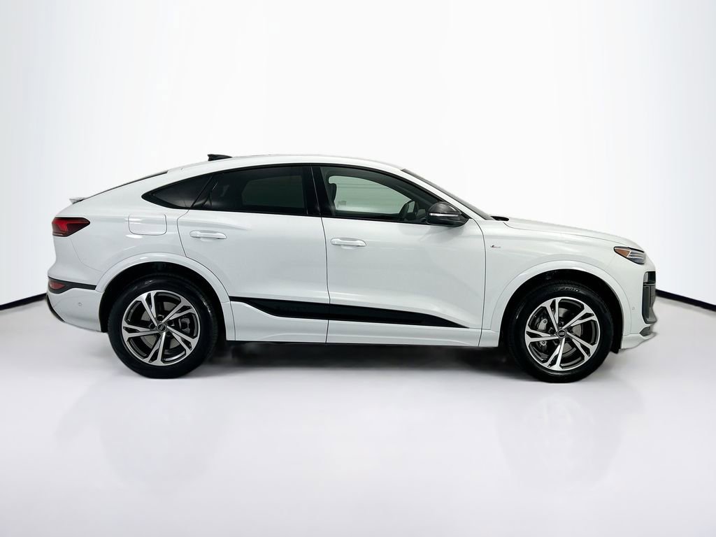 New 2027 Audi Q6 e-tron Premium Plus AWD/4WD image 4