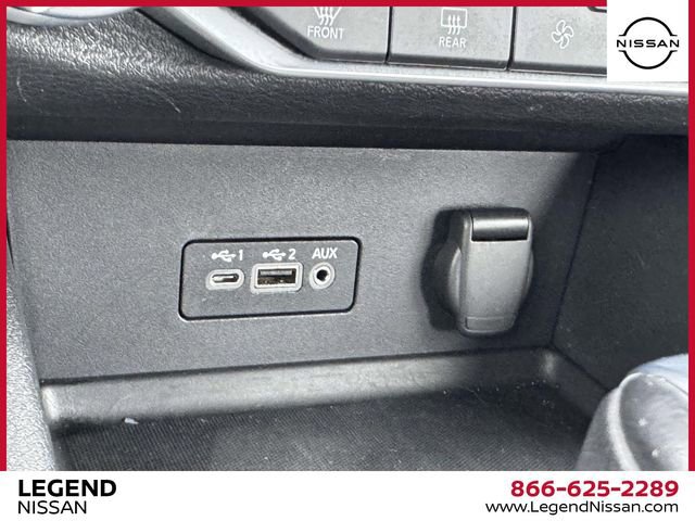 Certified 2023 Nissan Sentra SR w/ SR Premium Package image 25