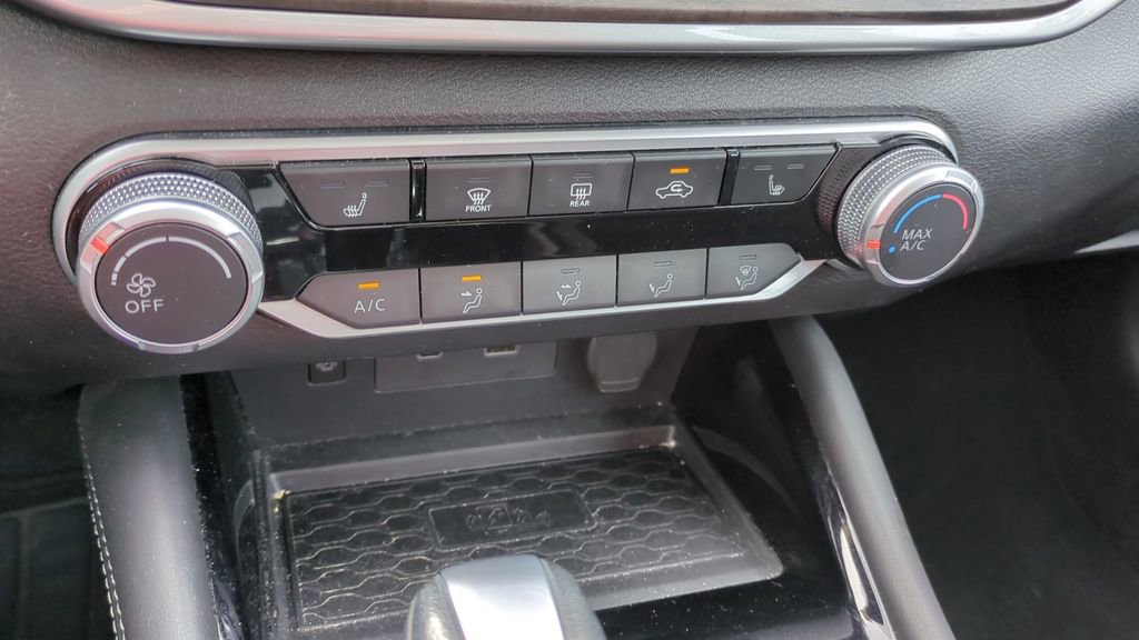 Used 2023 Nissan Altima 2.5 SV w/ SV Premium Package image 20