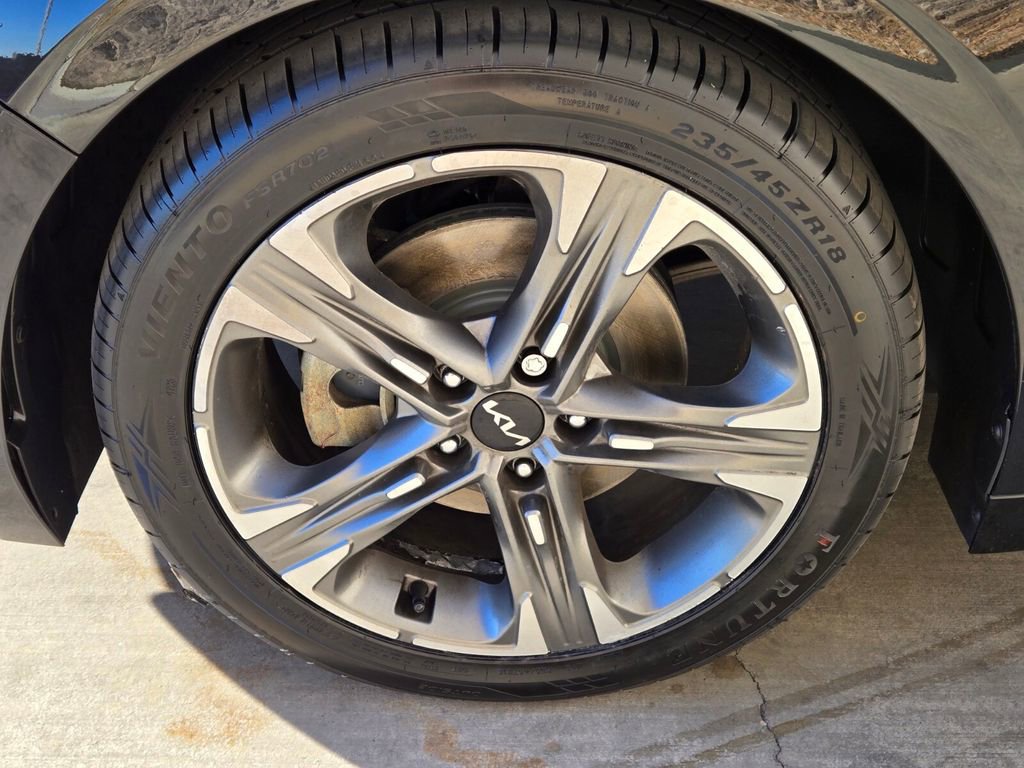 Used 2022 Kia K5 LXS image 11
