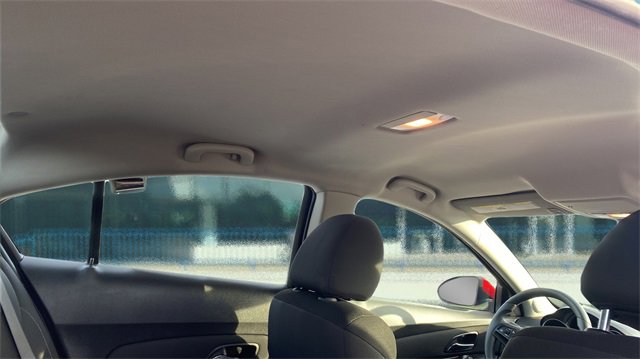 Used 2016 Chevrolet Cruze LT image 16