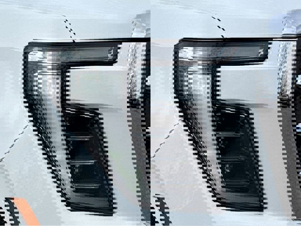 New 2026 GMC Yukon XL Elevation w/ LPO, Get Active Package image 20