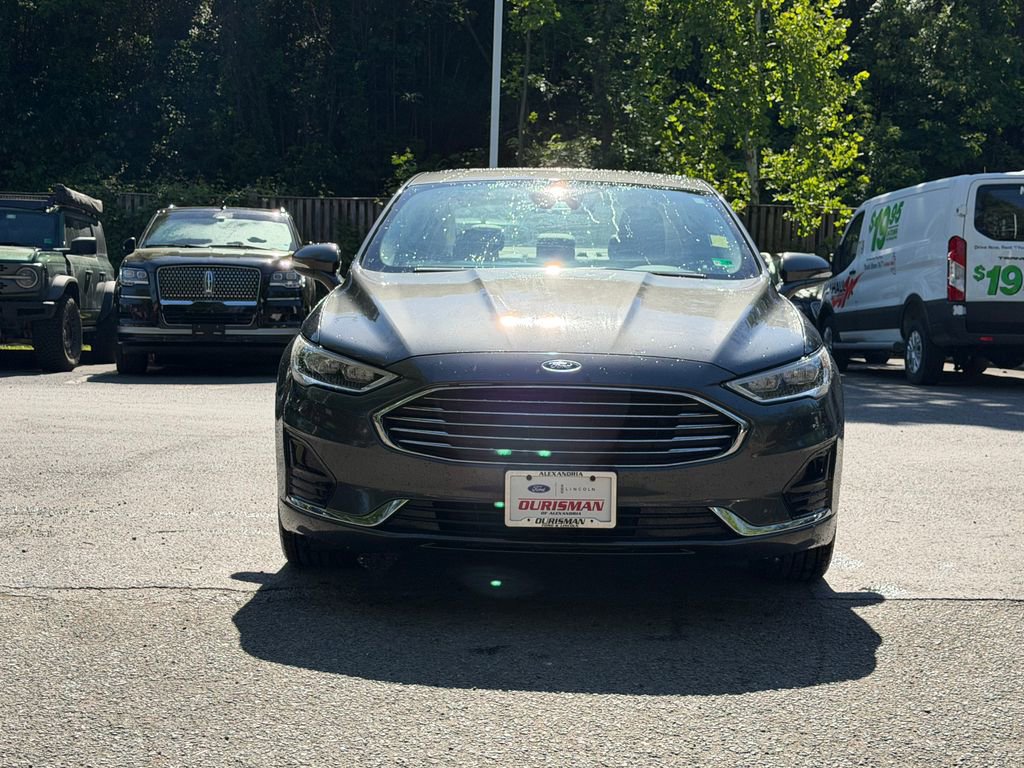 Used 2020 Ford Fusion SEL FWD image 2