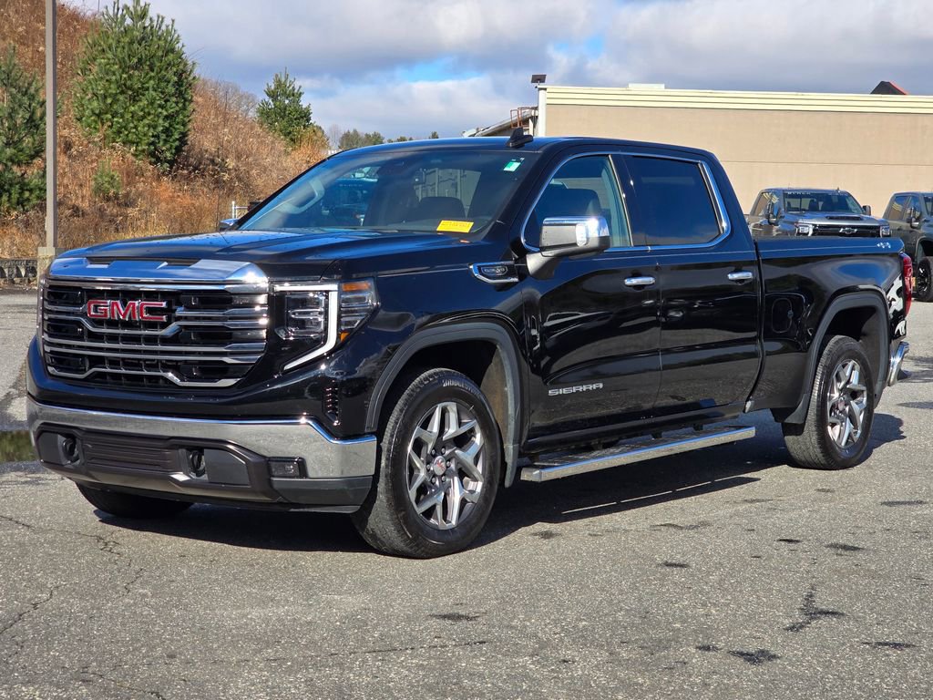 Used 2023 GMC Sierra 1500 SLT w/ SLT Convenience Package image 2