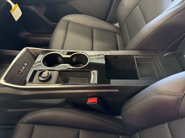 New 2026 Chevrolet Equinox LT w/ Convenience Package II image 27