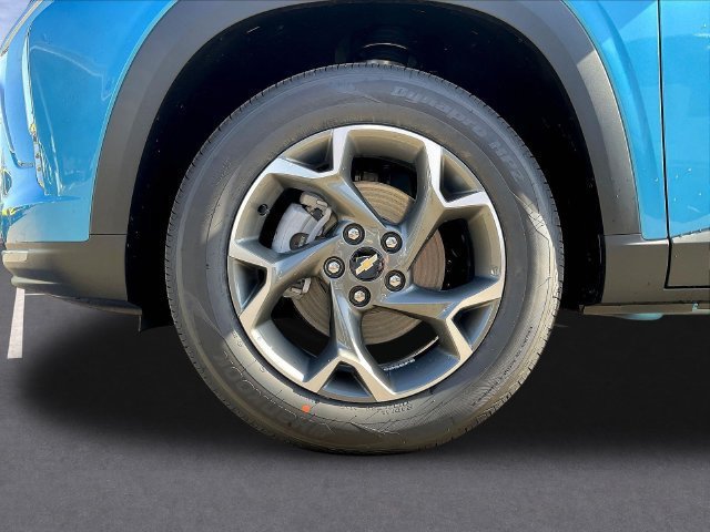 New 2026 Chevrolet Trax LT w/ Driver Confidence Package FWD image 16