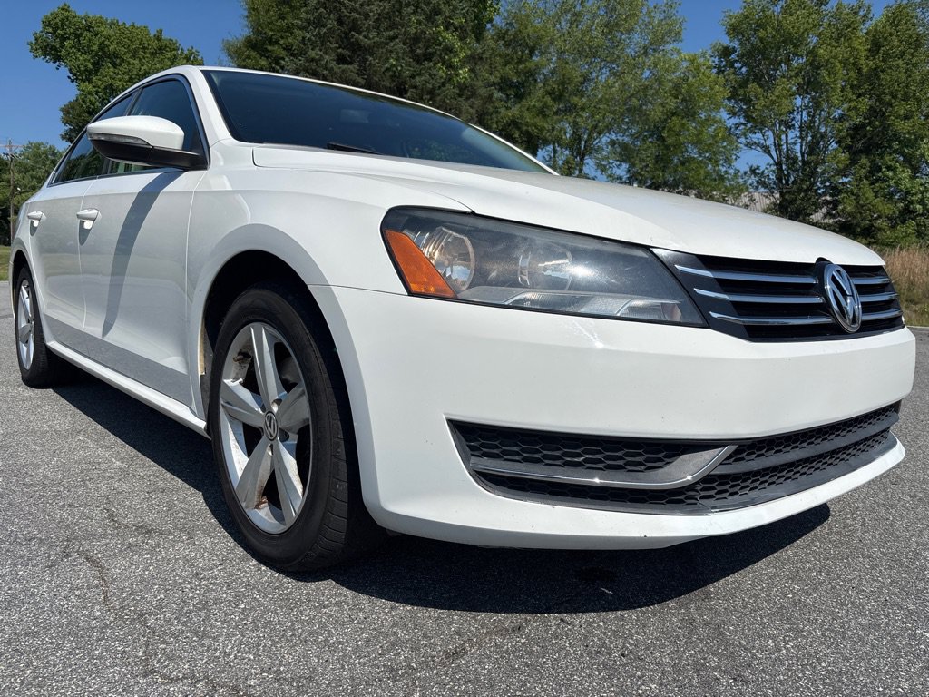 Used 2012 Volkswagen Passat 2.5 SE FWD image 7