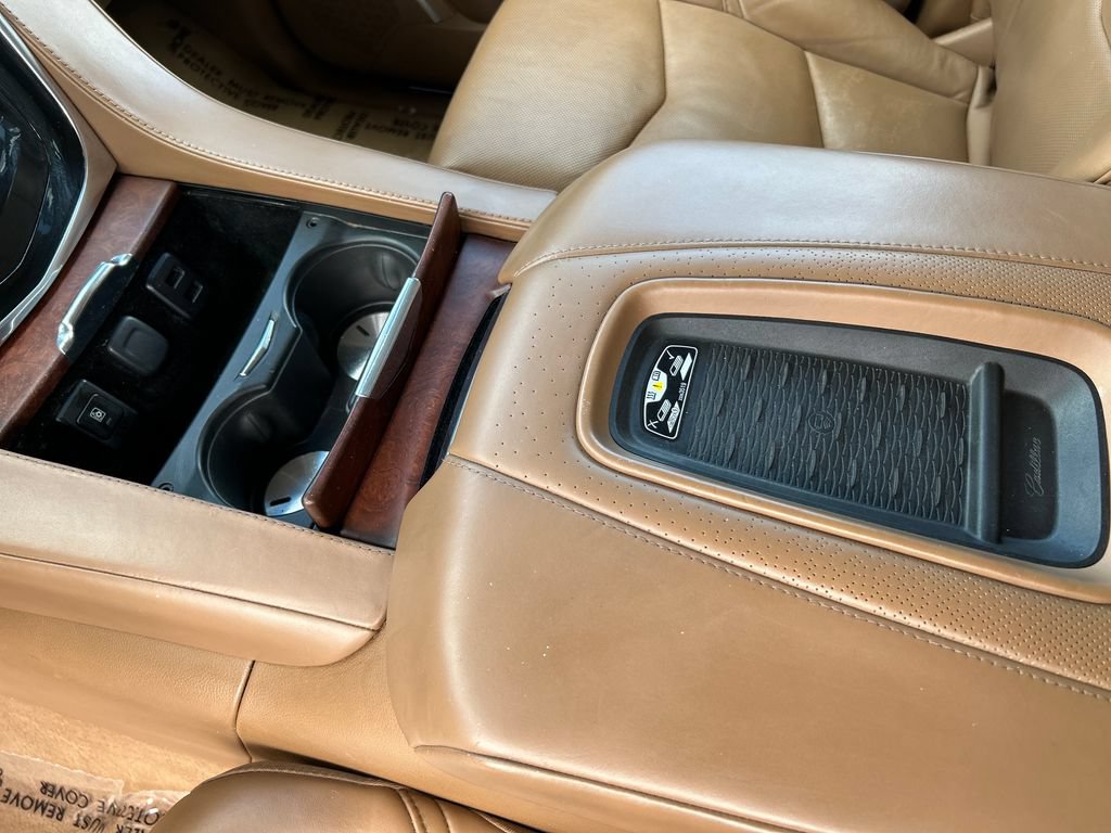 Used 2016 Cadillac Escalade ESV Platinum AWD/4WD image 14