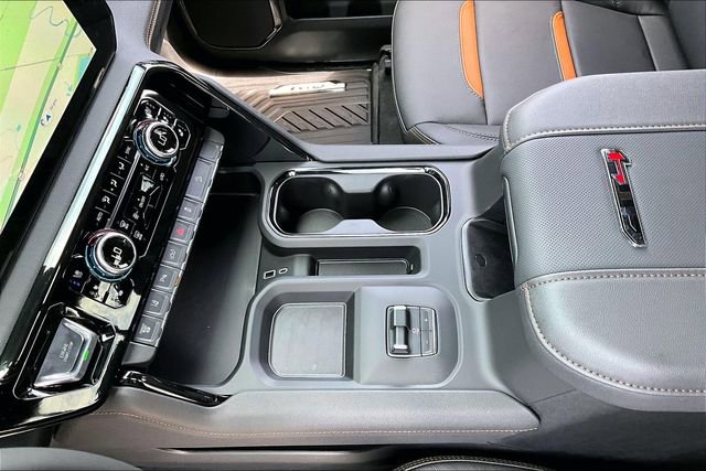 New 2026 GMC Sierra 2500 AT4 w/ AT4 Premium Plus Package AWD/4WD image 8