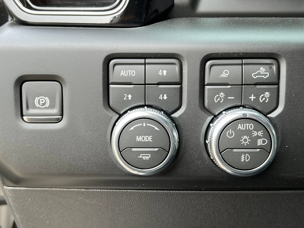 New 2026 GMC Sierra 1500 AT4X AWD/4WD image 29