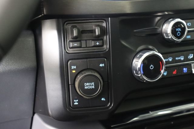 New 2026 Ford F350 Lariat w/ Black Appearance Package image 52