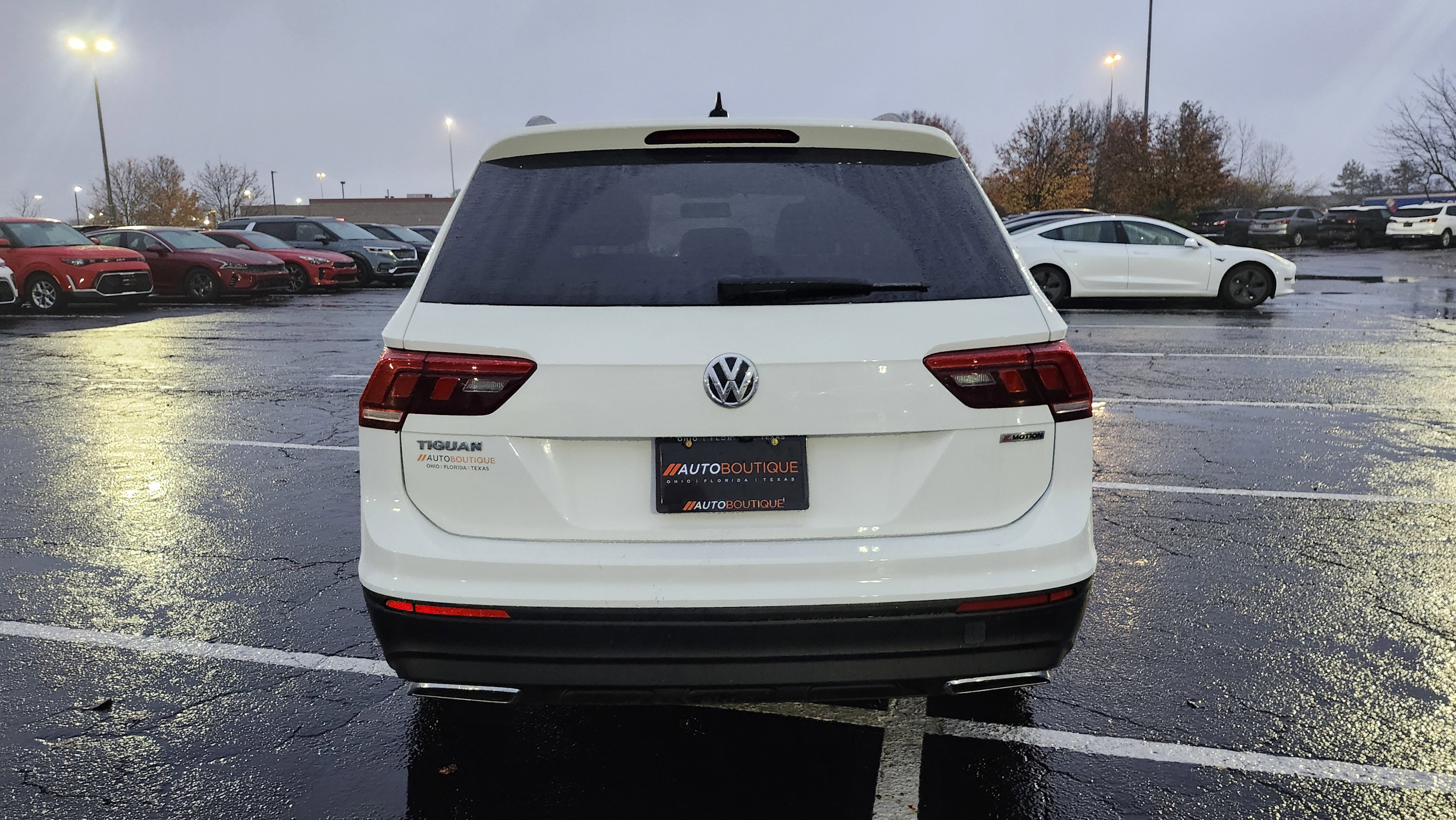 Used 2020 Volkswagen Tiguan S image 13