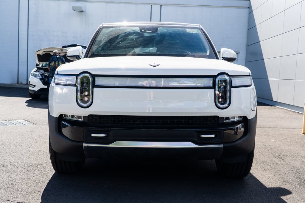Used 2024 Rivian R1S Adventure AWD/4WD image 2
