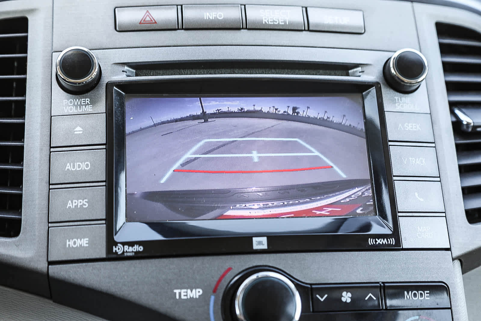 Used 2015 Toyota Venza XLE w/ XLE Premium Package image 23