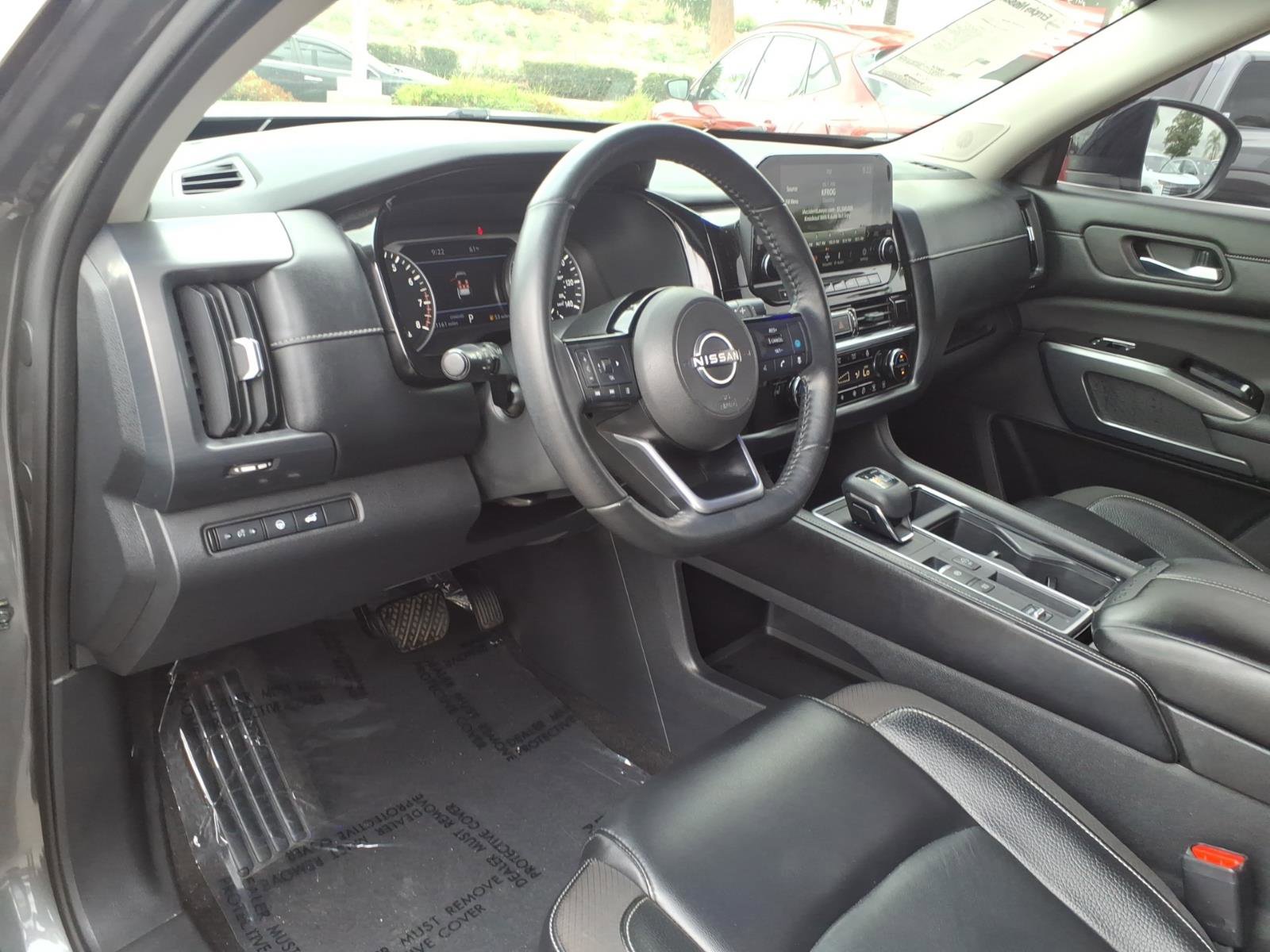 Certified 2022 Nissan Pathfinder SL w/ SL Premium Package image 14