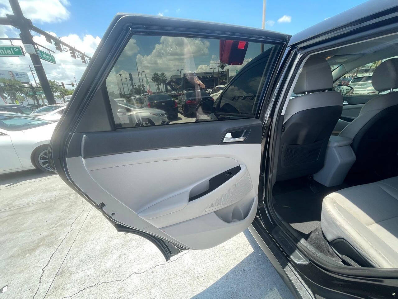 Used 2021 Hyundai Tucson SE AWD/4WD image 12