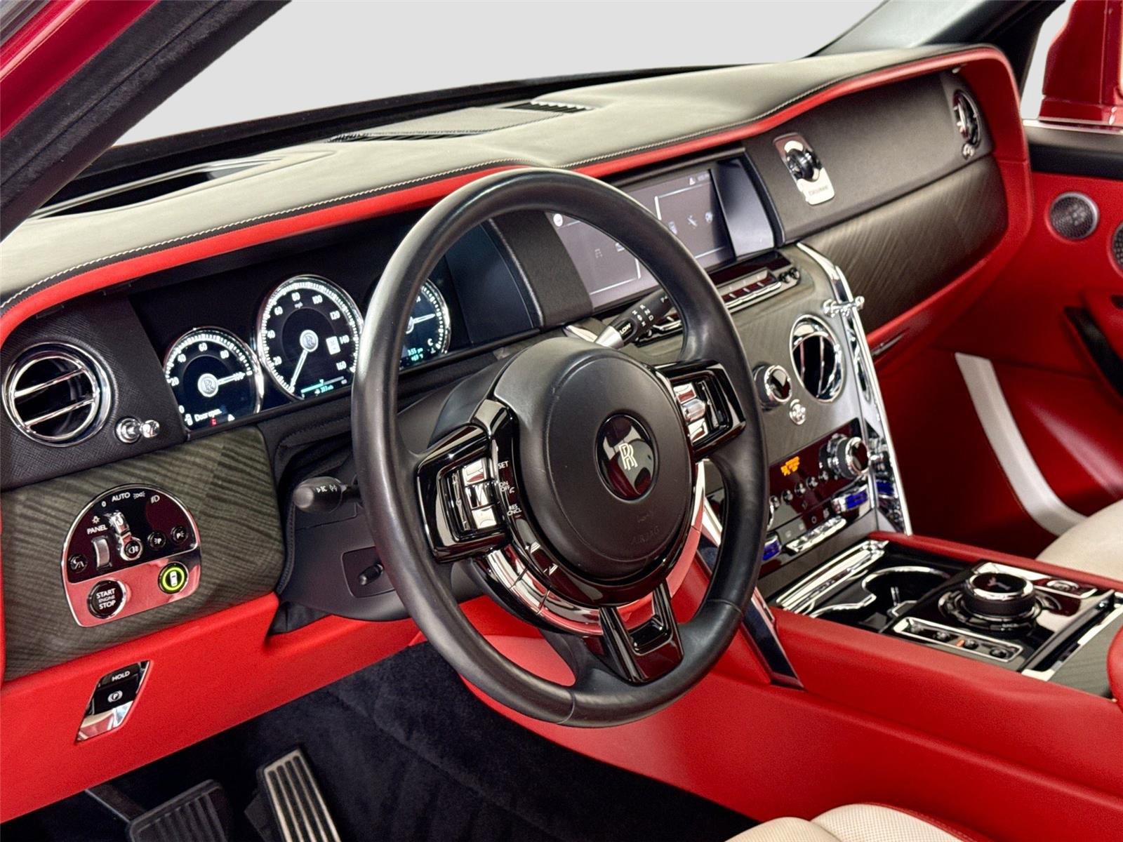 Used 2019 Rolls-Royce Cullinan image 16