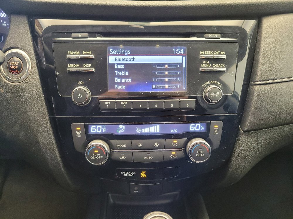 Used 2017 Nissan Rogue SV w/ Midnight Edition Package image 25