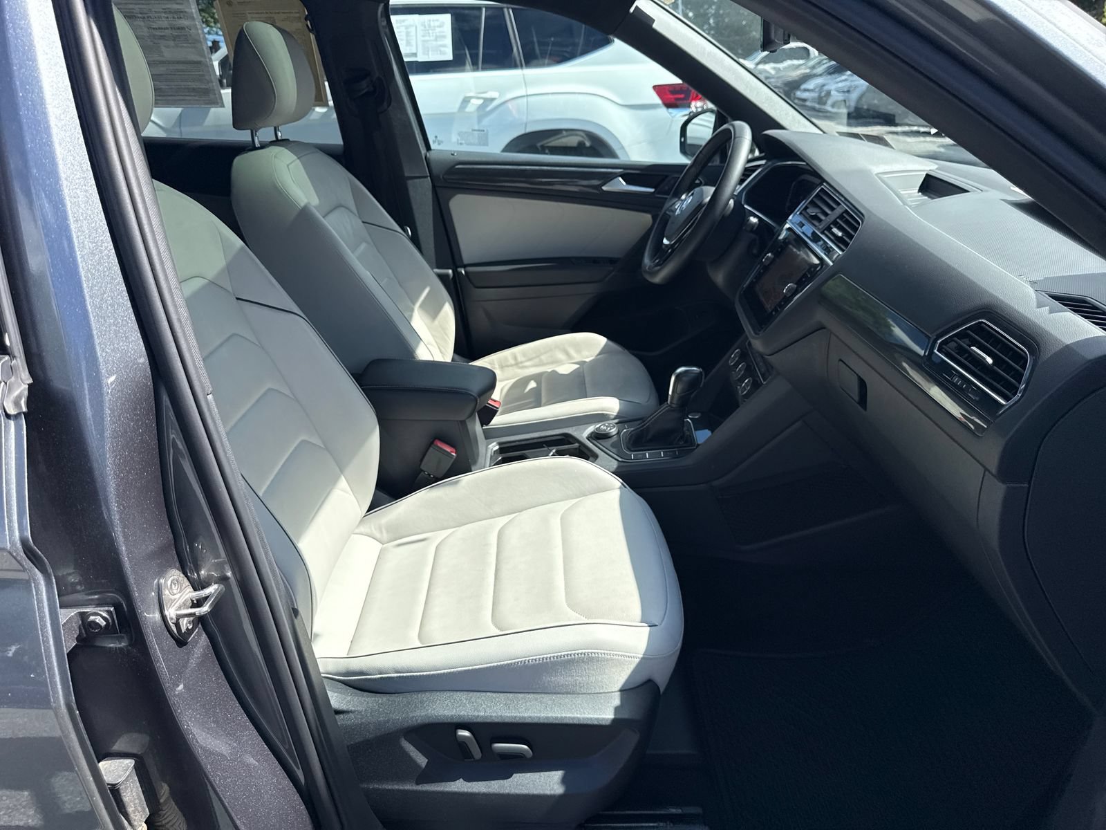 Certified 2021 Volkswagen Tiguan SEL Premium R-Line AWD/4WD image 41