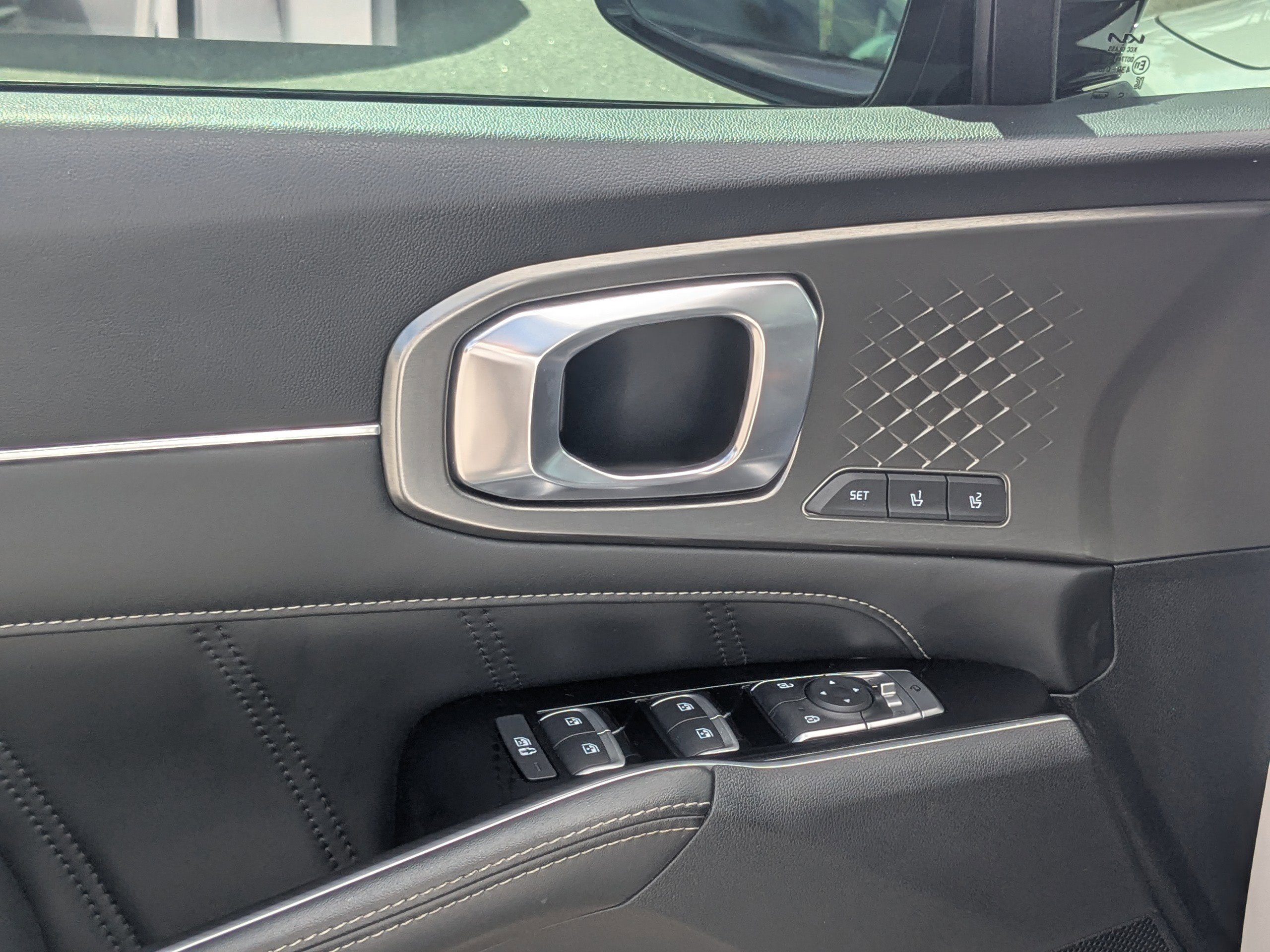 Used 2022 Kia Sorento SX image 14